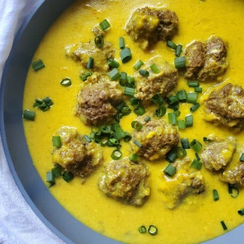 meatballs in the yellow curry sauce