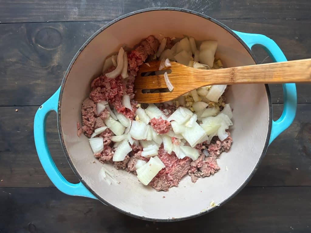cooking the beef and onion